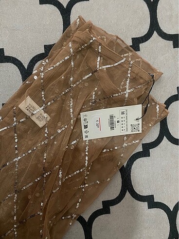 Zara pullu etek