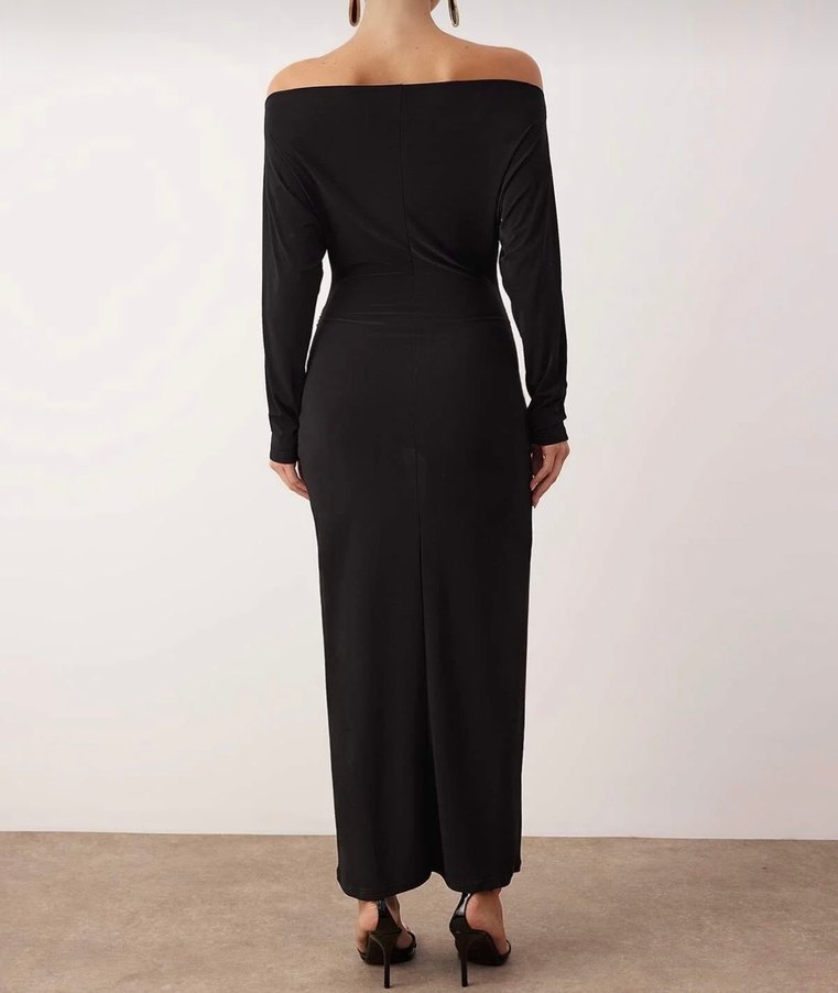 Uzun Siyah Kayık Yaka Kadın Elbise - Görsel 3