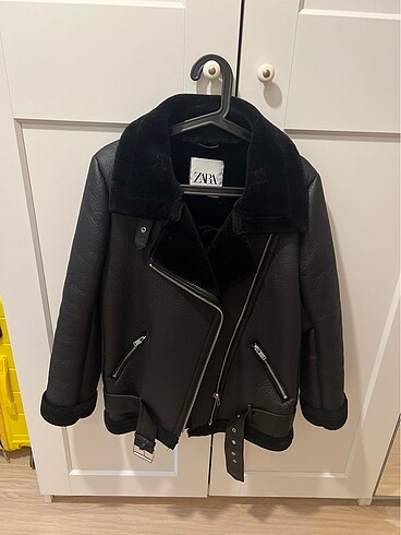 Zara mont