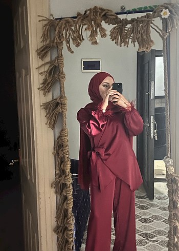 Şal dahil satılık Bordo Uzun tüylü Kollu Kadın Takım özel dikim - Görsel 3