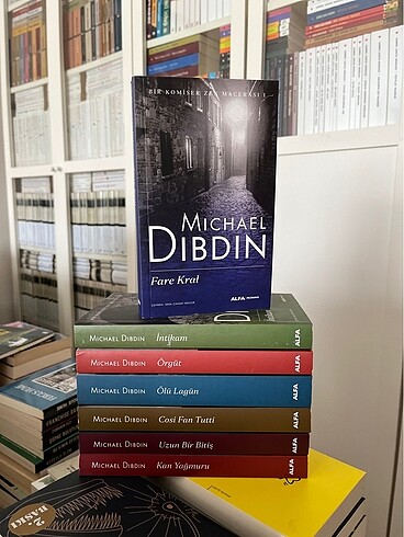 Michael Dibdin Kitapları
