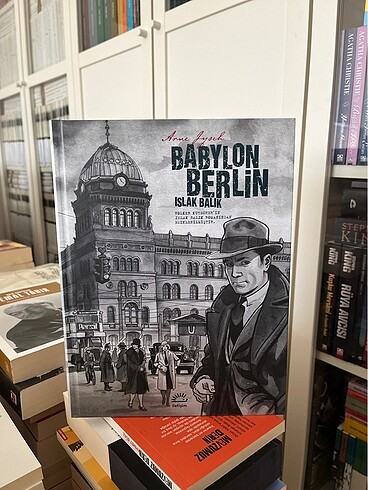 Babylon Berlin Islak Balık