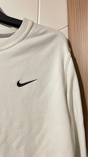 NIKE BEYAZ SWEATSHIRT