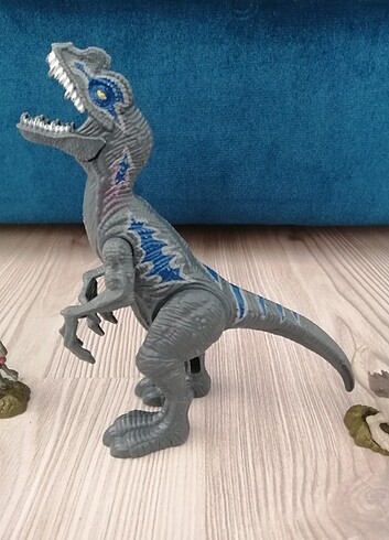  Beden Jurassic world hâkimiyet oyuncak 