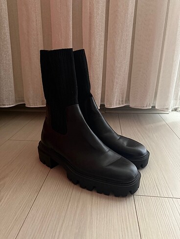 Zara bot