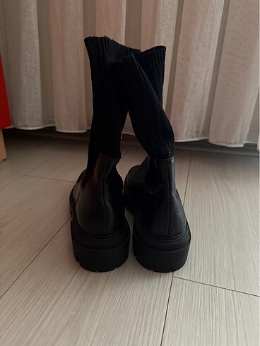 38 Beden Zara bot
