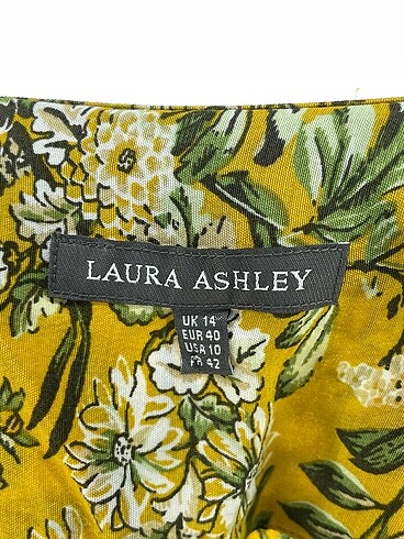 40 Beden çeşitli Renk Laura Ashley Gömlek %70 İndirimli.