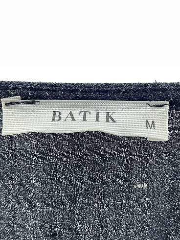 m Beden siyah Renk Batik Uzun Elbise %70 İndirimli.
