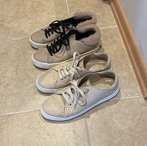 İki adet sneaker