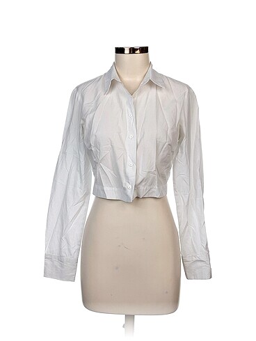 Stradivarius Bluz %70 İndirimli.