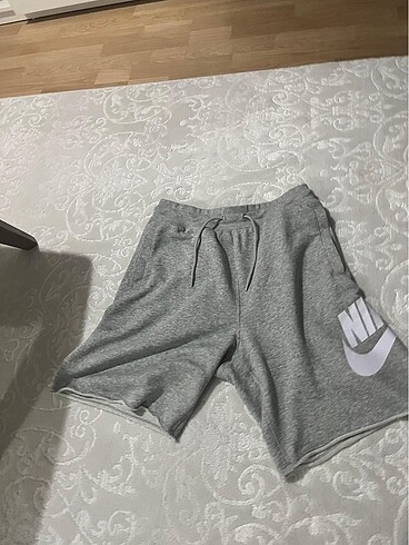 Nike Gri Alumni Şort