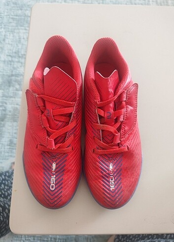 Decathlon Decathlon erkek çocuk futbol ayakkabisi