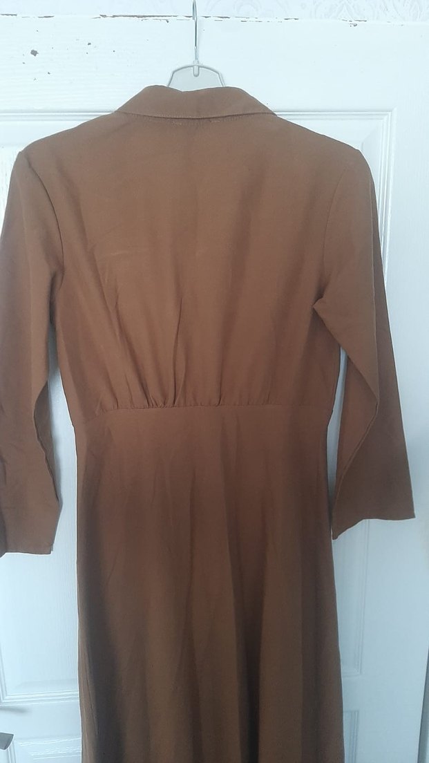 Düğmeli tarçın rengi Uzun Kadın Elbise - Görsel 5