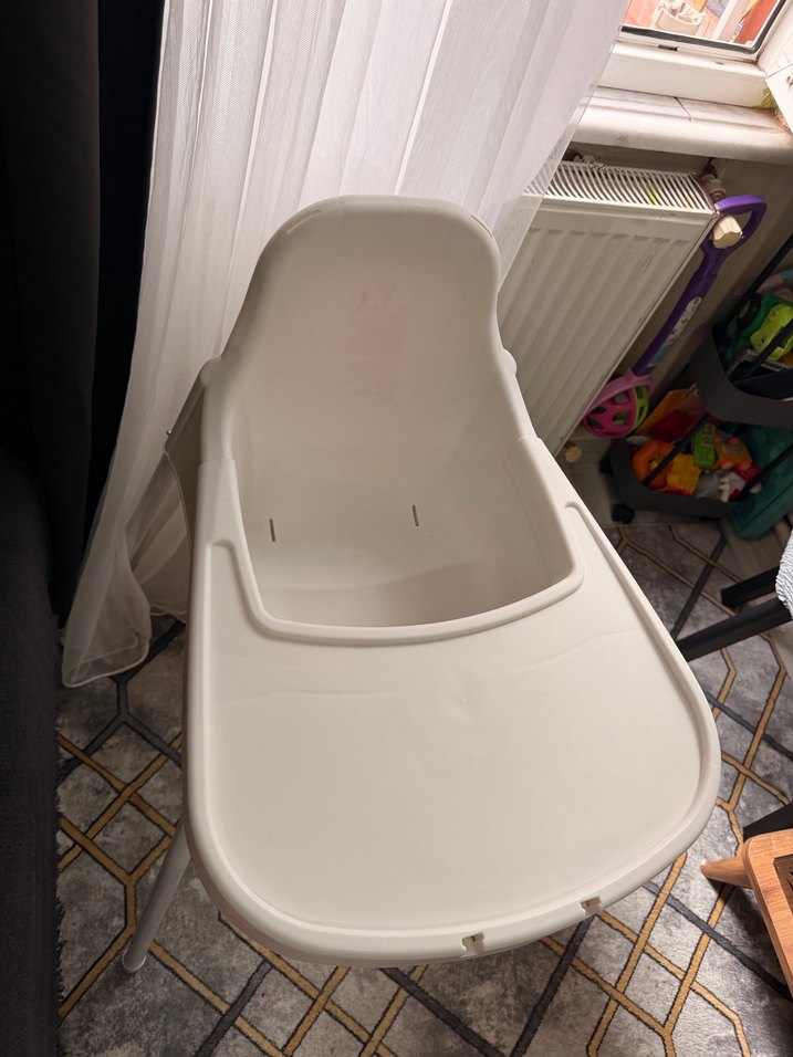 Beyaz Bebek Mama Sandalyesi - Görsel 2