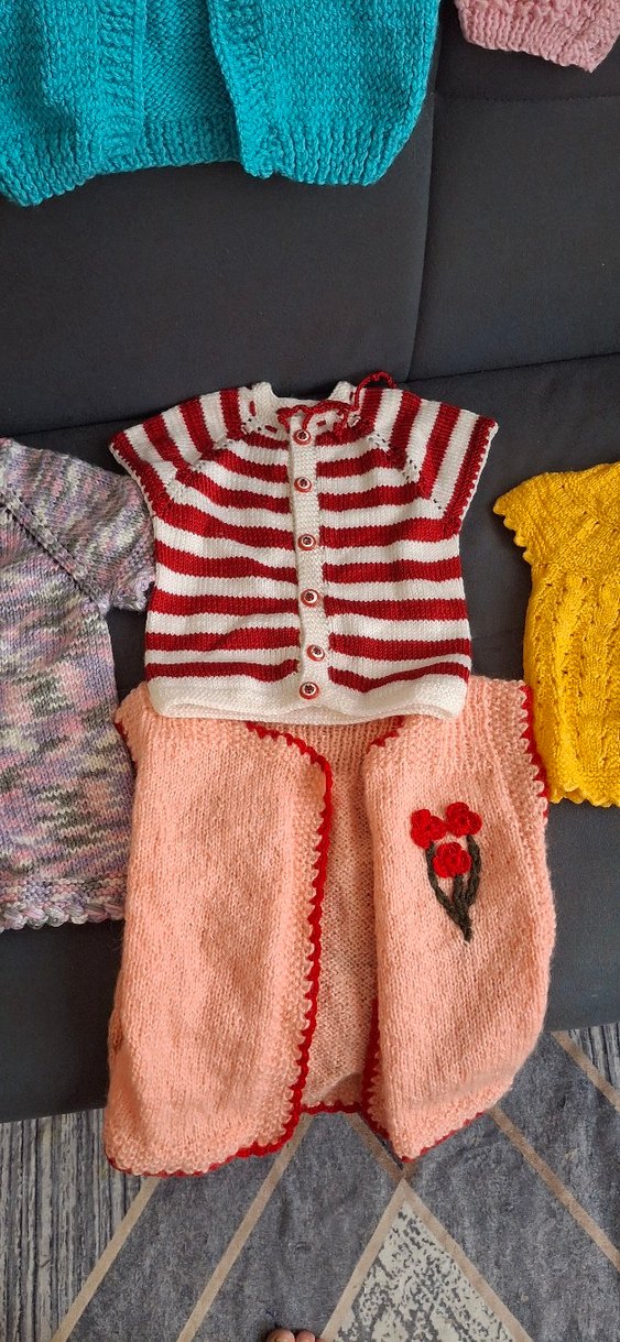 Kızlar için Nakışlı Örgü Bohem Yelekler - Görsel 2