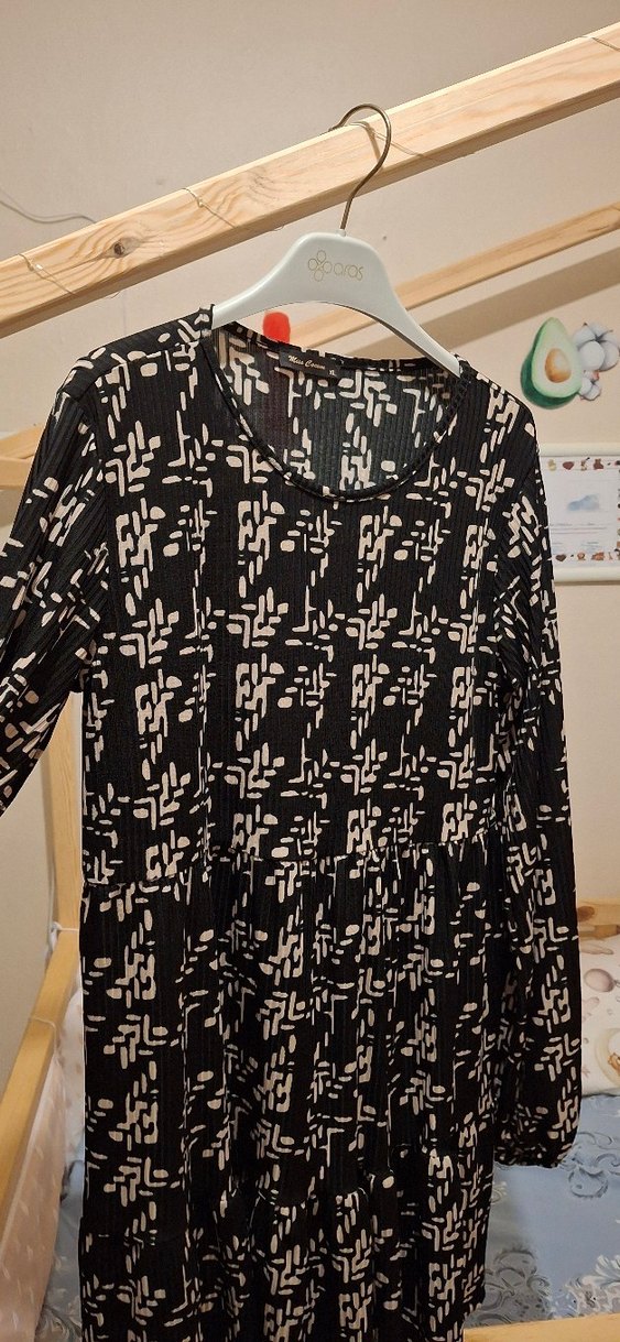 Desenli Siyah Uzun Kollu Tunik - Görsel 2