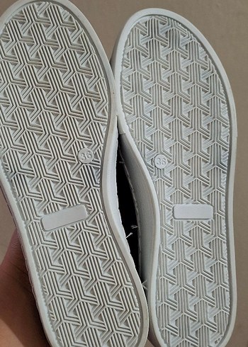 Gri Kürklü Kadın Dolgu Topuklu Terlik - Görsel 3