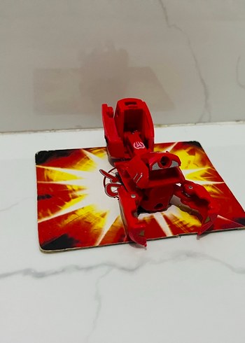 Spyderfencer Pyrus Maxus Bakugan