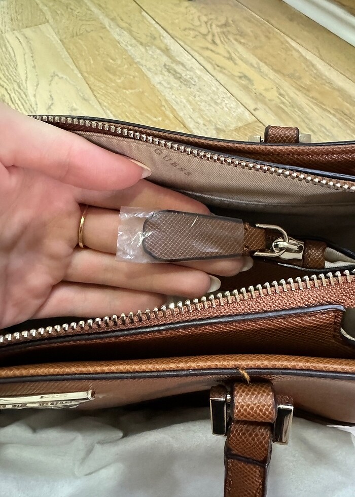 Guess Çanta - Görsel 4