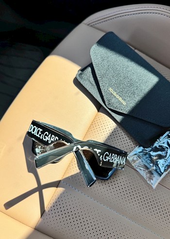 Dolce gabbana unisex güneş gözlüğü - Görsel 3