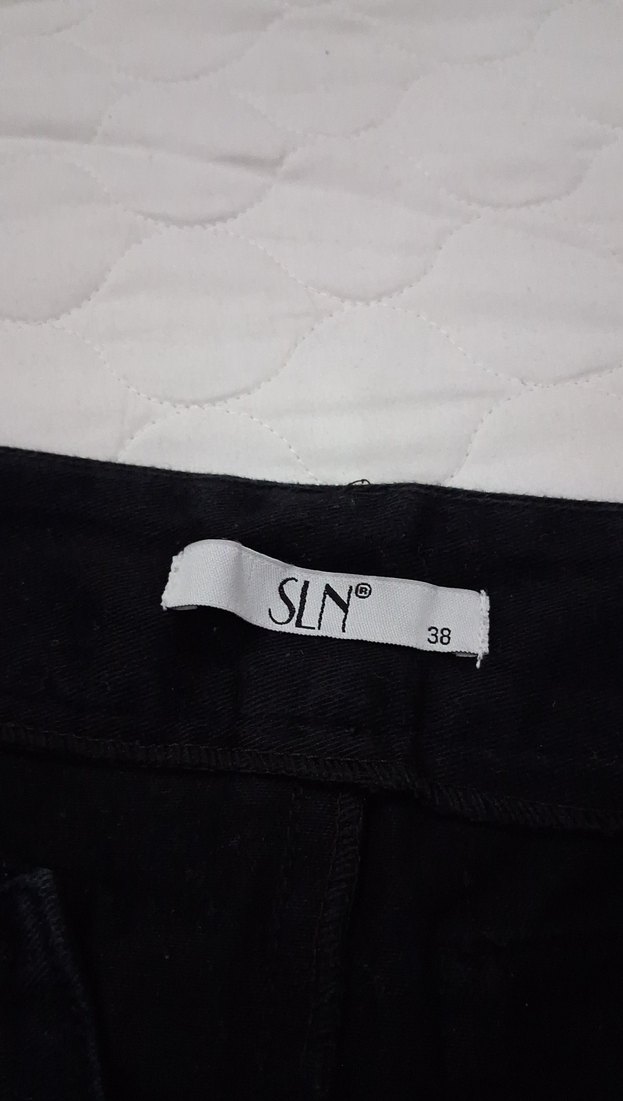 Kadın Siyah Midi Kot Pantolon - Görsel 5