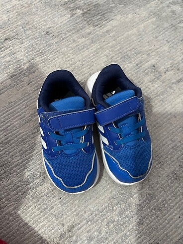 Adidas ayakkabı