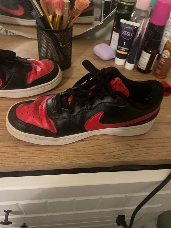 nike courtbrough kırmızı siyah ayakkabı - Görsel 2