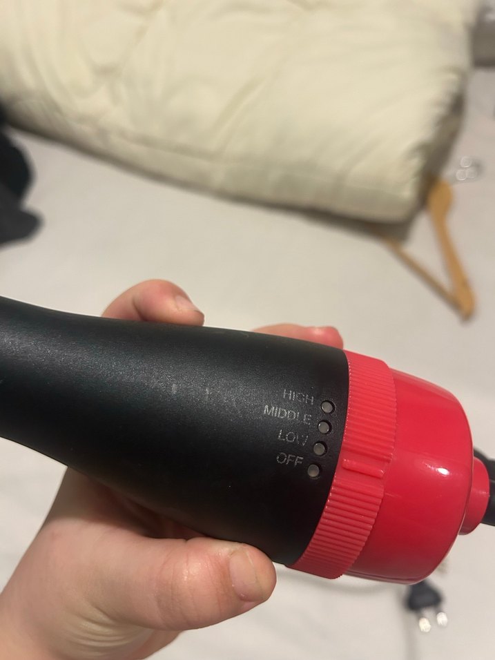 Kırmızı Siyah Saç Şekillendirici Fırça - Görsel 3