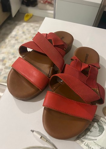 Kırmızı Kadın Dolgu Topuklu Sandalet - Görsel 4