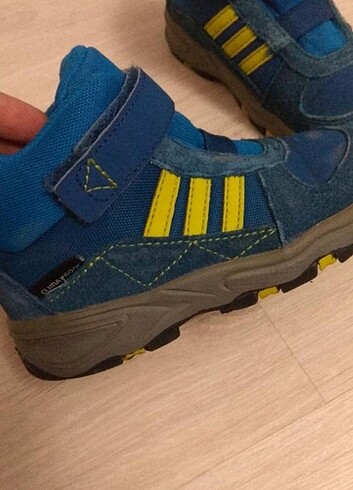 26 Beden Adidas bot