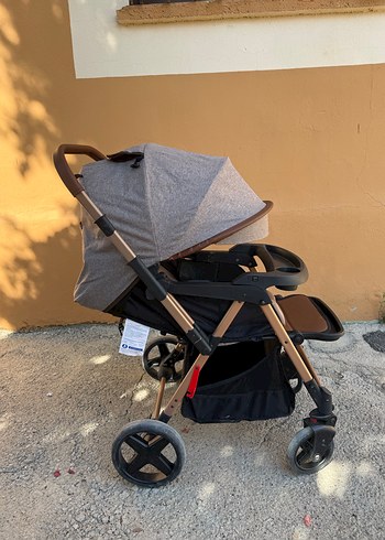 Gri ve Kahverengi Bebek Arabası - Görsel 3