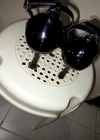 Siyah Yılan Desenli Tokalı Stiletto - Görsel 5