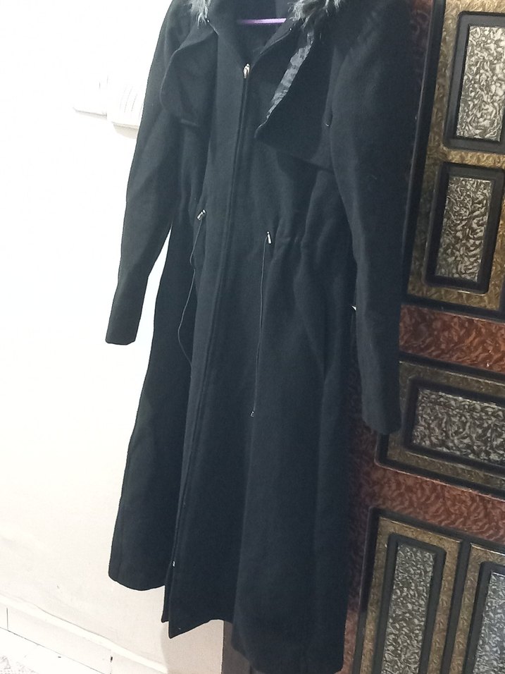 Kürk Detaylı Siyah Uzun Kadın Kaban sorunsuz - Görsel 5