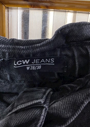 Kadın Siyah Bel Bantlı Rahat Kesim Kot Pantolon - Görsel 2