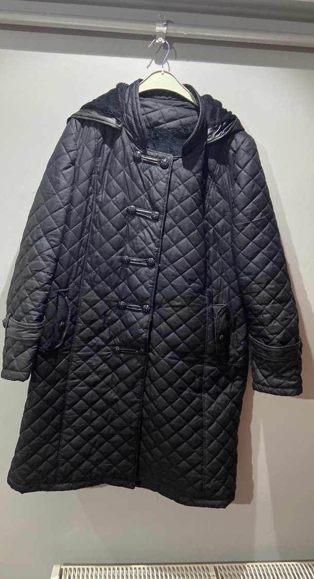 Düğmeli Siyah Uzun Kadın mont - Görsel 5