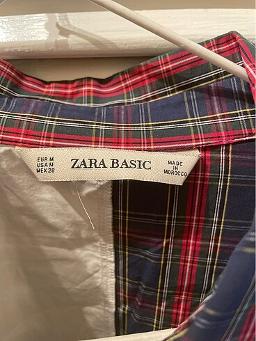m Beden beyaz Renk Zara gömlek