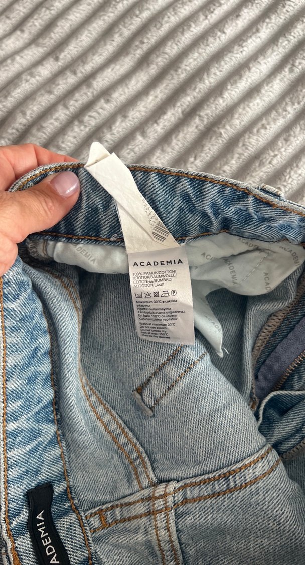 Açık Mavi Geniş Paça Jean — görsel 6/7
