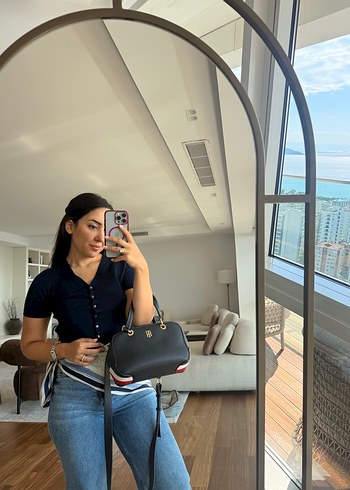 Beden siyah Renk Orijinal Tommy Hilfiger Çanta Lacivert