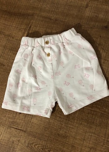 Kız Çocuk Bağcıklı ve Düğmeli Şort - Görsel 4