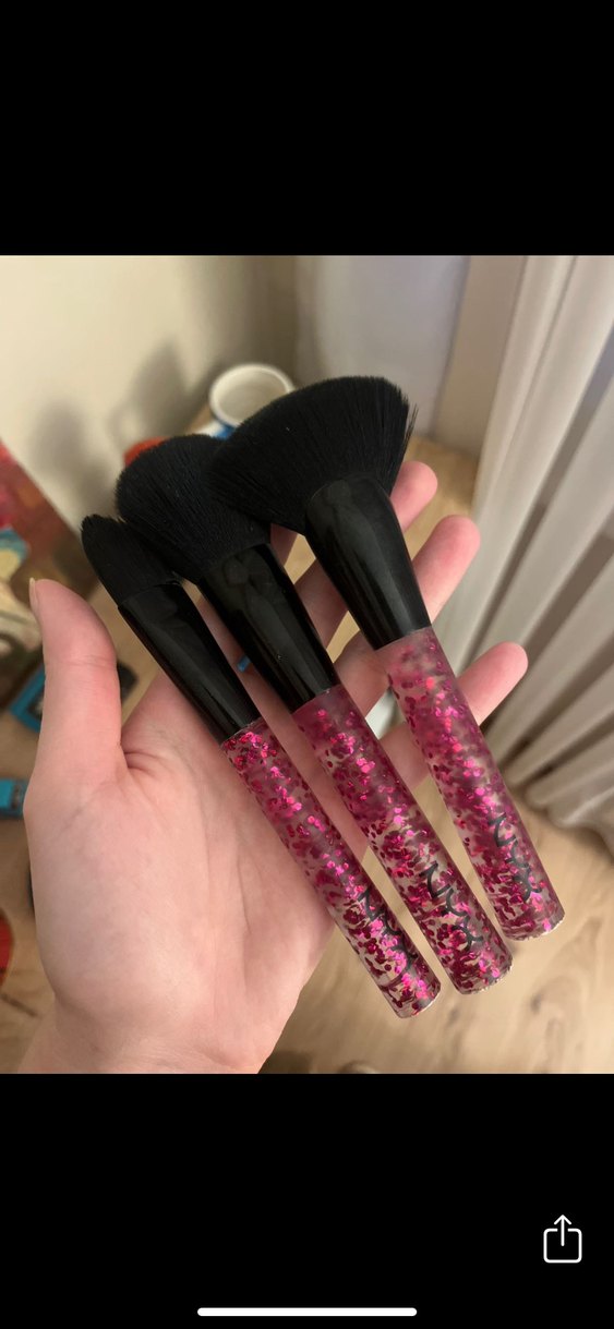 Pembe Parlak Saplı Makyaj Fırçaları - Görsel 2