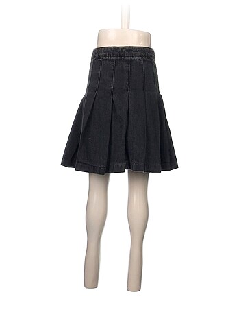 32 Beden H&M Mini Etek %70 İndirimli.