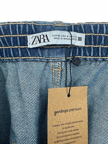 36 Beden çeşitli Renk Zara Mini Şort %70 İndirimli.