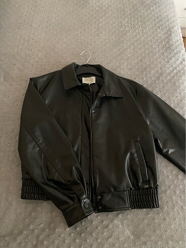 Pull Bear Deri Ceket