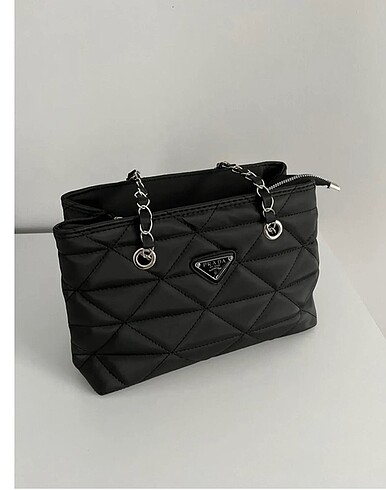 Prada Çanta