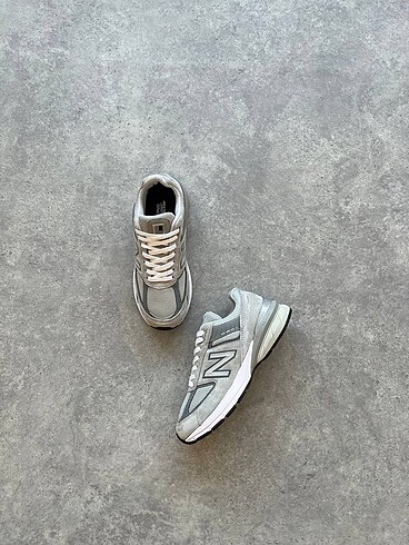 38 Beden New Balance Made In Usa 990v5 Black 36/45 Arası Numaralar