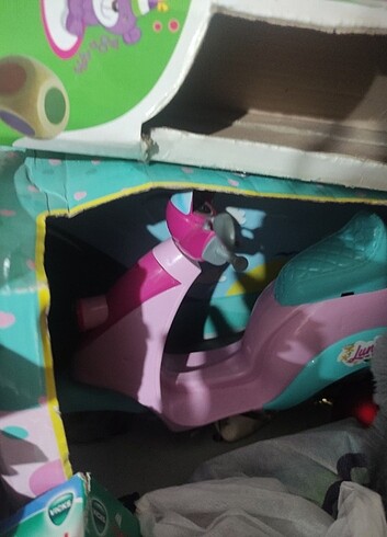 Beden Luna oyuncak motor