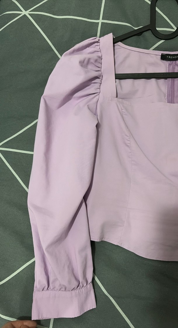 Düğmeli, Uzun Kollu Mor Bluz - Görsel 3