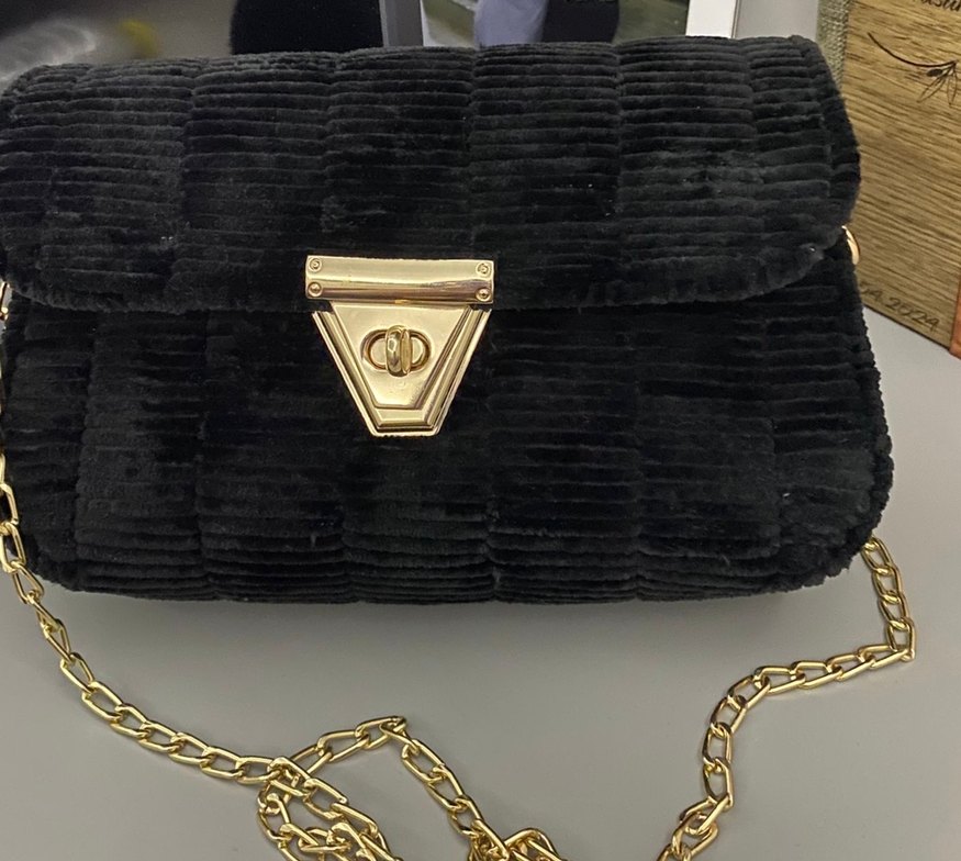 El yapımı Zincir Detaylı Siyah Süet Kadın Çanta - Görsel 2