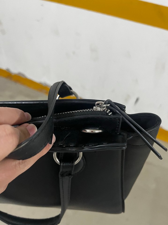 Siyah Deri Tokalı Kadın Çanta - Görsel 5