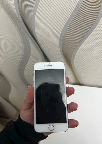 Beyaz iPhone  8 Akıllı Telefon - Görsel 2